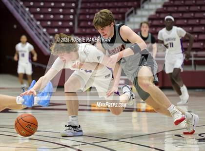 Thumbnail 2 in Lovejoy vs. Hallsville (UIL 5A D II Bi-District Playoff) photogallery.