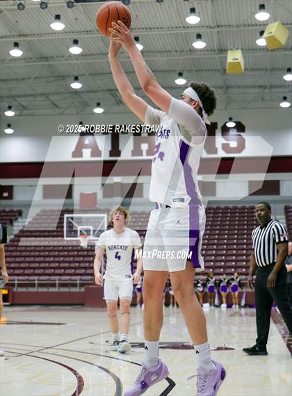 Thumbnail 3 in Lovejoy vs. Hallsville (UIL 5A D II Bi-District Playoff) photogallery.