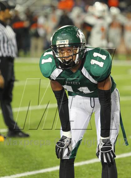 Thumbnail 3 in Poteet vs. Lancaster (UIL 4A Division 2 Quarterfinal Playoff) photogallery.