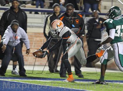 Thumbnail 2 in Poteet vs. Lancaster (UIL 4A Division 2 Quarterfinal Playoff) photogallery.