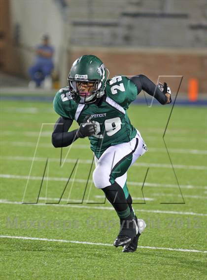 Thumbnail 3 in Poteet vs. Lancaster (UIL 4A Division 2 Quarterfinal Playoff) photogallery.