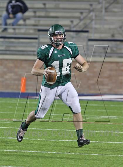 Thumbnail 1 in Poteet vs. Lancaster (UIL 4A Division 2 Quarterfinal Playoff) photogallery.