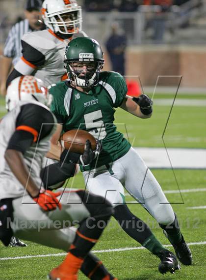 Thumbnail 2 in Poteet vs. Lancaster (UIL 4A Division 2 Quarterfinal Playoff) photogallery.
