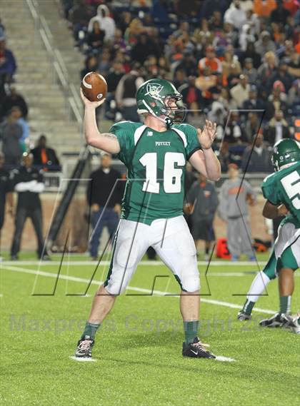 Thumbnail 1 in Poteet vs. Lancaster (UIL 4A Division 2 Quarterfinal Playoff) photogallery.