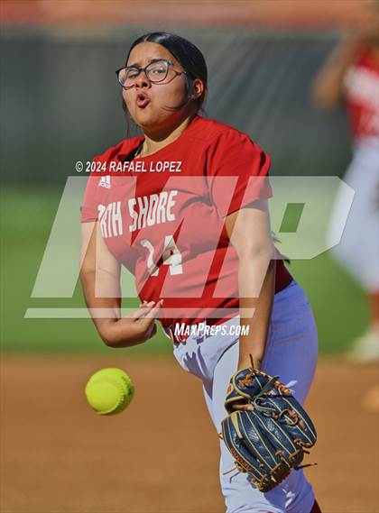Thumbnail 3 in JV: King @ North Shore photogallery.