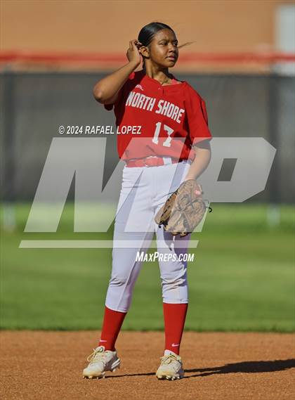 Thumbnail 1 in JV: King @ North Shore photogallery.