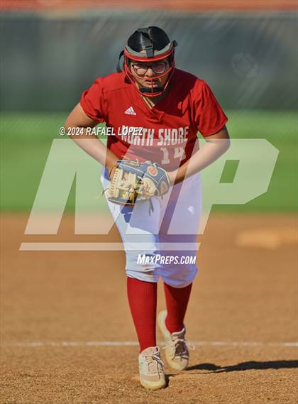 Thumbnail 2 in JV: King @ North Shore photogallery.