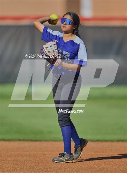 Thumbnail 2 in JV: King @ North Shore photogallery.