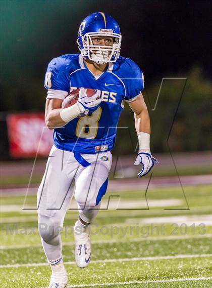Thumbnail 3 in Serra [Junipero] vs. Archbishop Mitty (CIF CCS Open Division Final) photogallery.