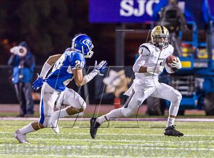Thumbnail 2 in Serra [Junipero] vs. Archbishop Mitty (CIF CCS Open Division Final) photogallery.