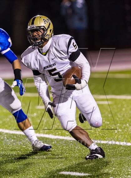 Thumbnail 3 in Serra [Junipero] vs. Archbishop Mitty (CIF CCS Open Division Final) photogallery.