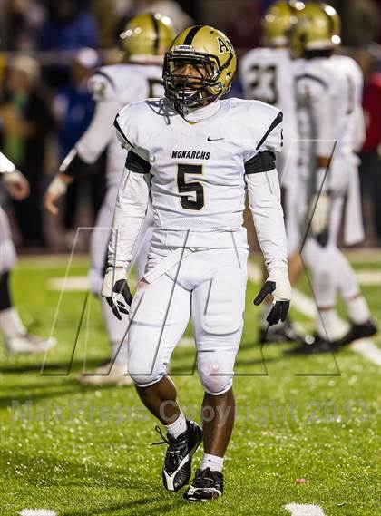 Thumbnail 2 in Serra [Junipero] vs. Archbishop Mitty (CIF CCS Open Division Final) photogallery.