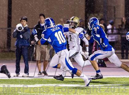 Thumbnail 2 in Serra [Junipero] vs. Archbishop Mitty (CIF CCS Open Division Final) photogallery.