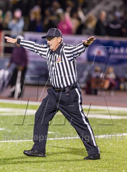 Thumbnail 3 in Serra [Junipero] vs. Archbishop Mitty (CIF CCS Open Division Final) photogallery.