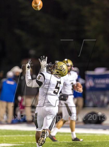 Thumbnail 2 in Serra [Junipero] vs. Archbishop Mitty (CIF CCS Open Division Final) photogallery.