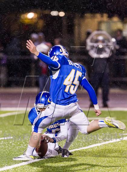 Thumbnail 2 in Serra [Junipero] vs. Archbishop Mitty (CIF CCS Open Division Final) photogallery.