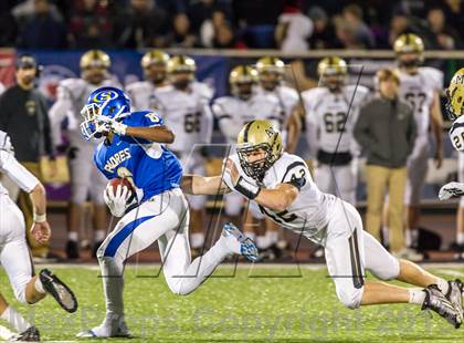 Thumbnail 3 in Serra [Junipero] vs. Archbishop Mitty (CIF CCS Open Division Final) photogallery.