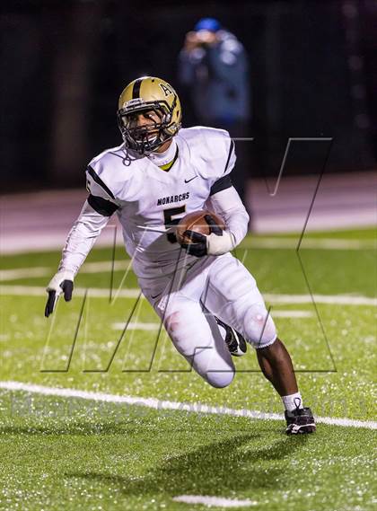 Thumbnail 1 in Serra [Junipero] vs. Archbishop Mitty (CIF CCS Open Division Final) photogallery.