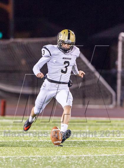 Thumbnail 2 in Serra [Junipero] vs. Archbishop Mitty (CIF CCS Open Division Final) photogallery.