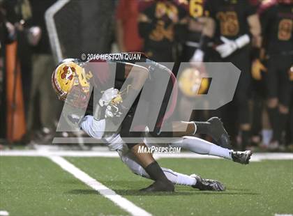 Thumbnail 3 in Rancho Cucamonga vs. Mission Viejo (CIF-SS D1 Playoffs) photogallery.