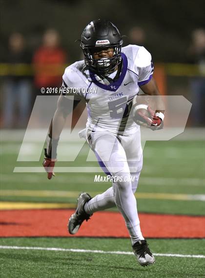 Thumbnail 1 in Rancho Cucamonga vs. Mission Viejo (CIF-SS D1 Playoffs) photogallery.
