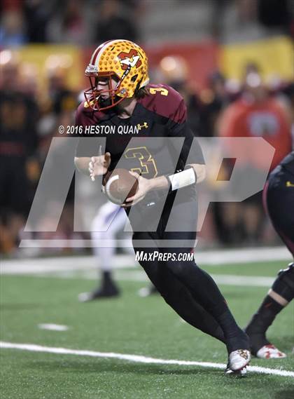 Thumbnail 2 in Rancho Cucamonga vs. Mission Viejo (CIF-SS D1 Playoffs) photogallery.