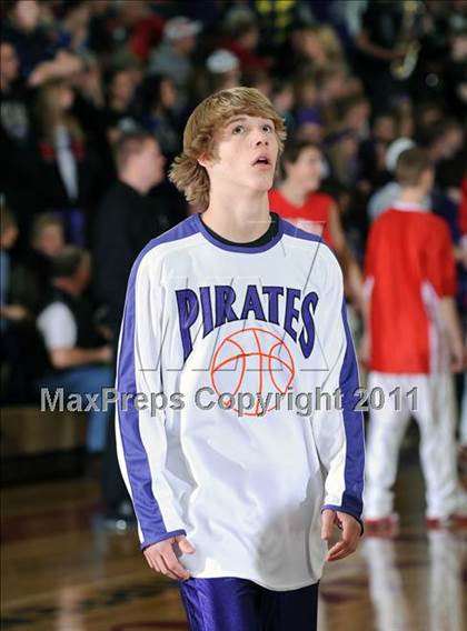 Thumbnail 2 in Grantsburg vs. Colfax (WIAA D4 Sectional Playoffs) photogallery.