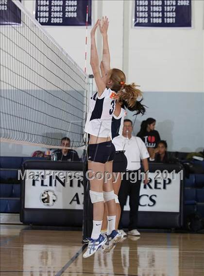 Thumbnail 1 in Poly (Pasadena) @ Flintridge Prep photogallery.