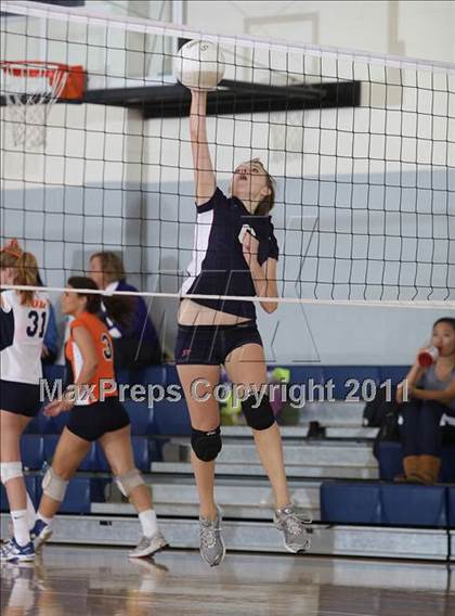 Thumbnail 1 in Poly (Pasadena) @ Flintridge Prep photogallery.