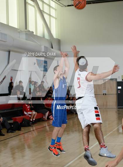 Thumbnail 1 in Shalhevet vs Elitzur  (Steve Glouberman Tounament) photogallery.