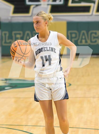 Thumbnail 1 in Ridgeline vs Osbourn Park (Nike Tournament of Champions - Final) photogallery.