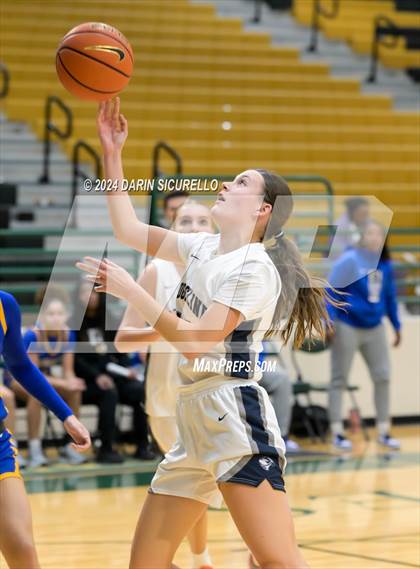 Thumbnail 3 in Ridgeline vs Osbourn Park (Nike Tournament of Champions - Final) photogallery.