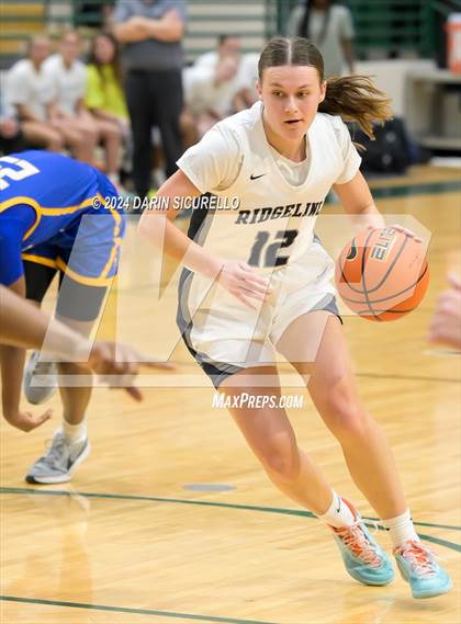 Thumbnail 2 in Ridgeline vs Osbourn Park (Nike Tournament of Champions - Final) photogallery.
