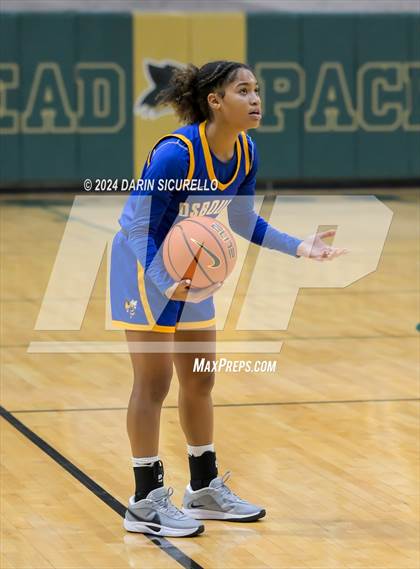 Thumbnail 3 in Ridgeline vs Osbourn Park (Nike Tournament of Champions - Final) photogallery.