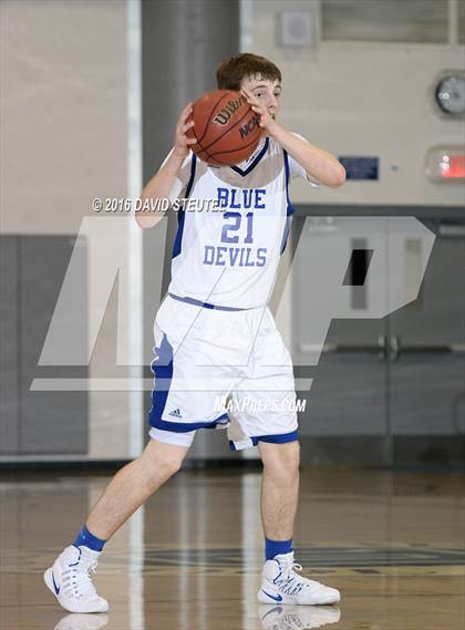 Thumbnail 2 in Antelope vs. Davis (Les Curry Invitational) photogallery.