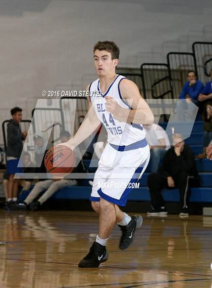 Thumbnail 1 in Antelope vs. Davis (Les Curry Invitational) photogallery.