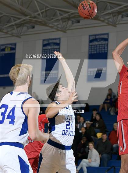 Thumbnail 3 in Antelope vs. Davis (Les Curry Invitational) photogallery.