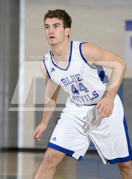 Thumbnail 2 in Antelope vs. Davis (Les Curry Invitational) photogallery.