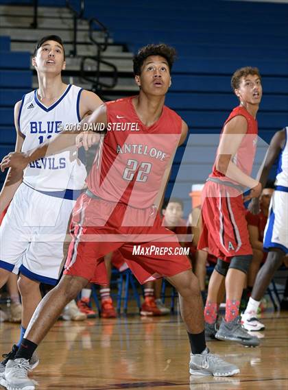 Thumbnail 1 in Antelope vs. Davis (Les Curry Invitational) photogallery.