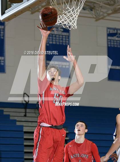 Thumbnail 3 in Antelope vs. Davis (Les Curry Invitational) photogallery.