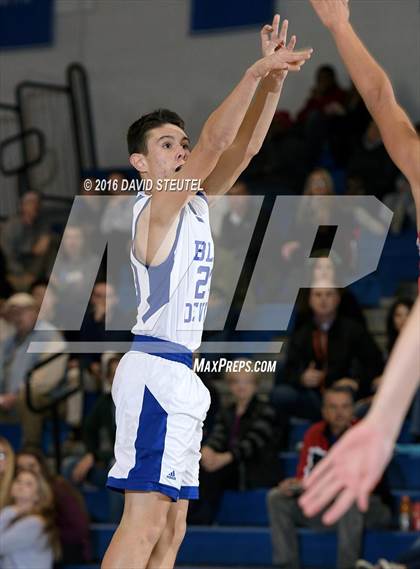 Thumbnail 2 in Antelope vs. Davis (Les Curry Invitational) photogallery.