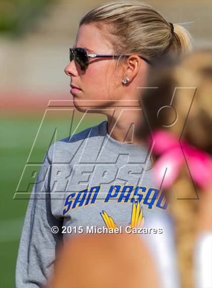 Thumbnail 2 in Del Norte @ San Pasqual photogallery.