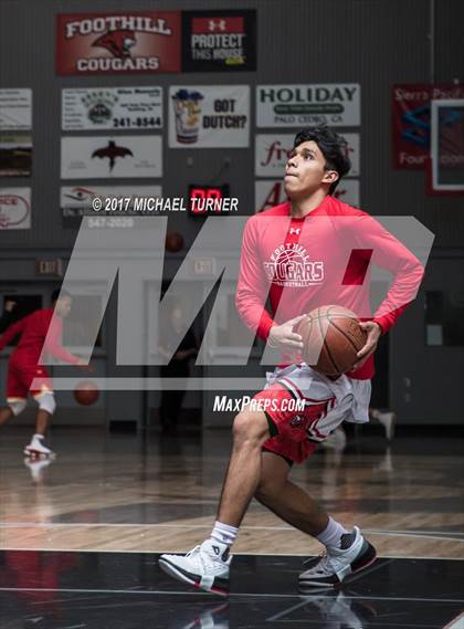 Thumbnail 1 in Chico @ Foothill photogallery.