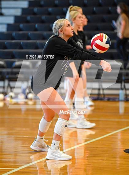 Thumbnail 2 in College Station vs A&M Consolidated photogallery.