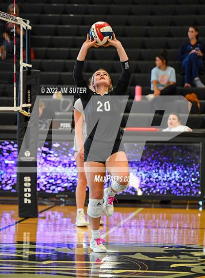 Thumbnail 2 in College Station vs A&M Consolidated photogallery.