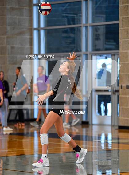 Thumbnail 2 in College Station vs A&M Consolidated photogallery.