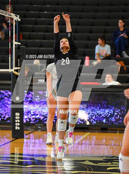 Thumbnail 3 in College Station vs A&M Consolidated photogallery.