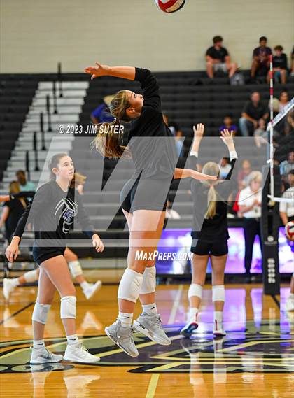Thumbnail 2 in College Station vs A&M Consolidated photogallery.