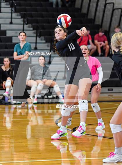 Thumbnail 2 in College Station vs A&M Consolidated photogallery.