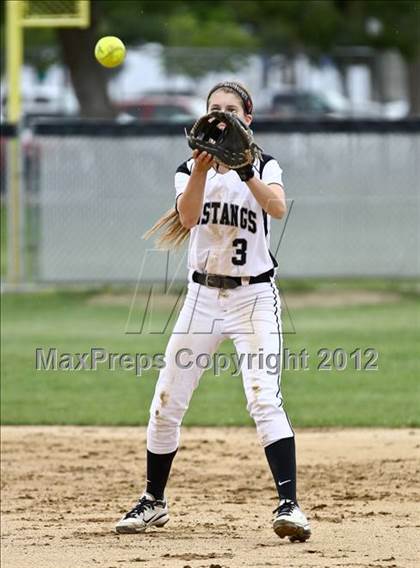 Thumbnail 1 in Centennial @ Stockdale photogallery.